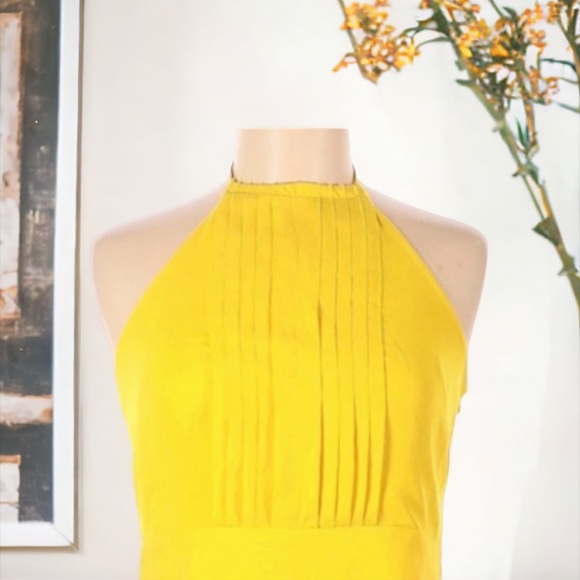 BANANA REPUBLIC YELLOW PLEATED HALTER DRESS - Picture 3 of 9